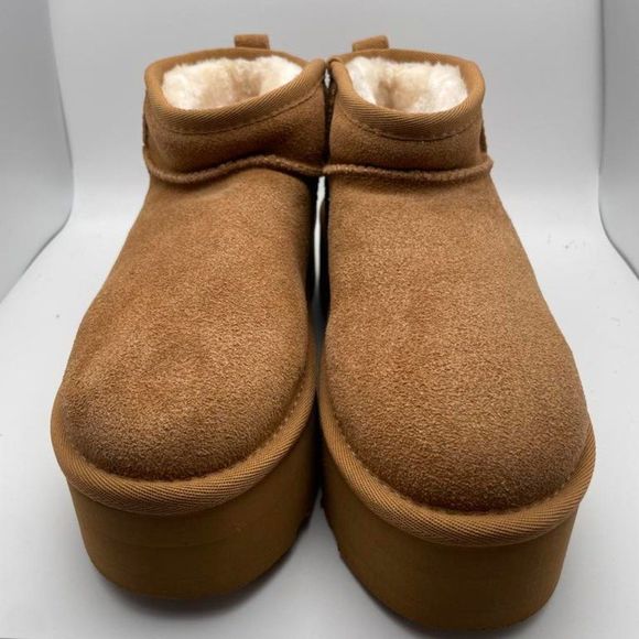 CUSHIONAIRE Women's COZY Genuine Suede pull on platform boot CHESTNUT 6.5 - Picture 3 of 6